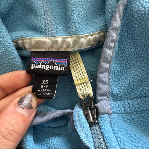Patagonia Kids Blue and Gray Fleece Hoodie 5-6 Kids - Picture 3 of 7